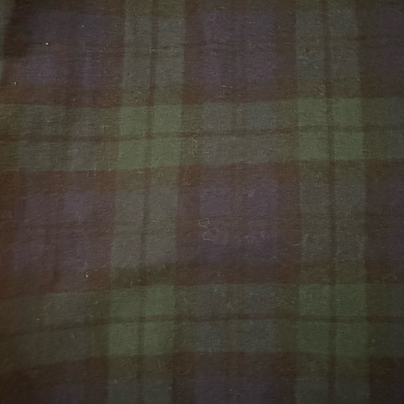 EUC Women’s Plaid / Tartan Flannel Button Up Shirt - Picture 3 of 3